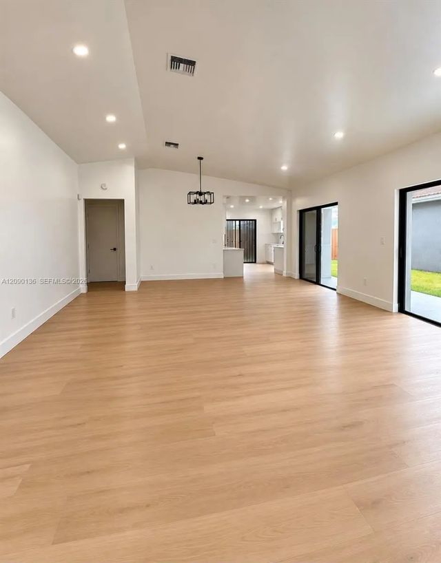 4 of 23 - 20924 Grouper Drive, Cutler Bay, FL