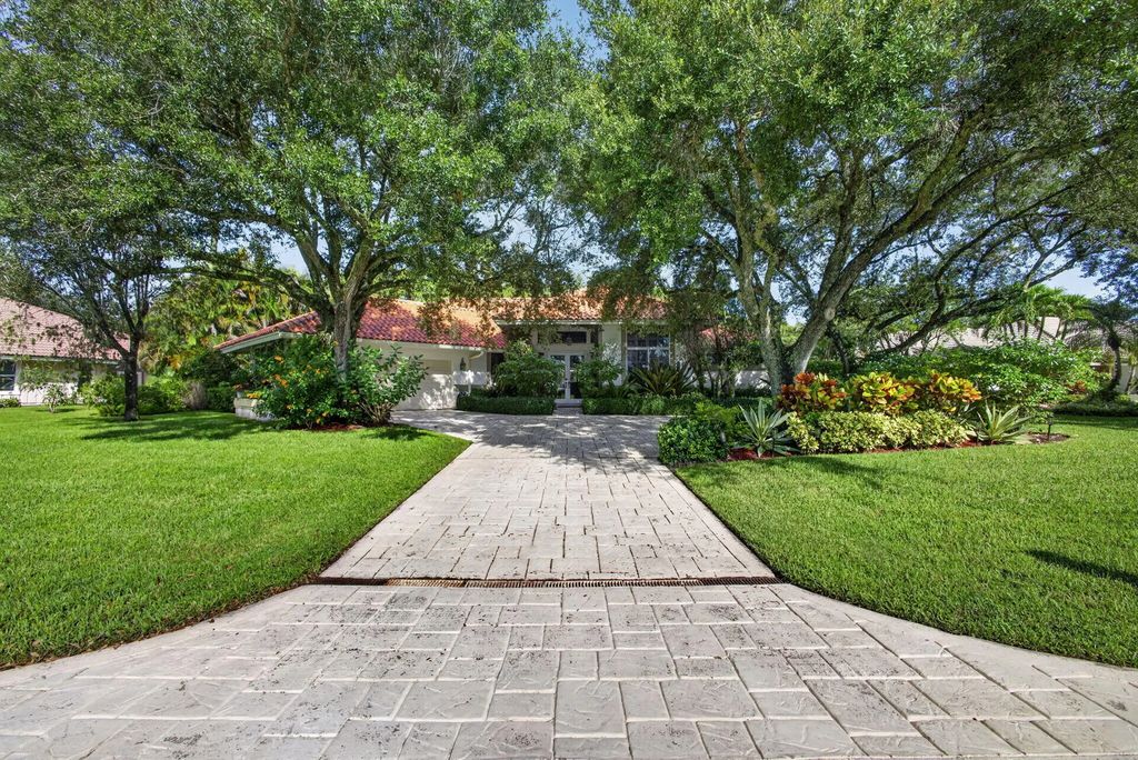 43 Dunbar Road, Palm Beach Gardens