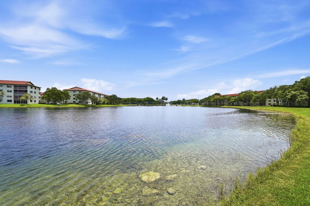 13055 Sw 15th Court #107s, Pembroke Pines