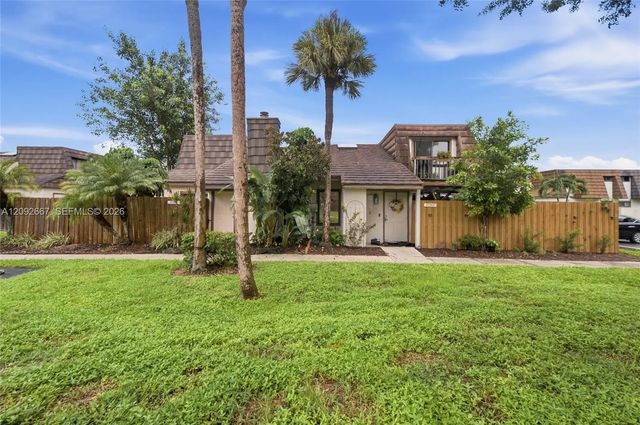 2 of 27 - 4120 Palm Bay Circle, West Palm Beach, FL