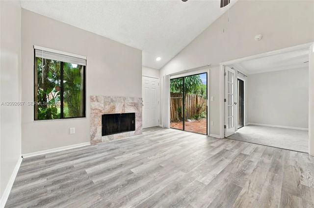 4 of 27 - 4120 Palm Bay Circle, West Palm Beach, FL