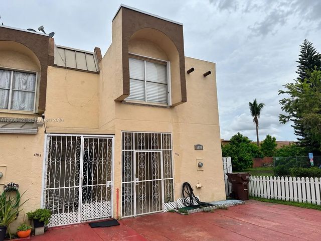 1103 W 39th Terrace #20, Hialeah