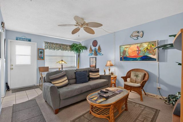 4 of 23 - 2050 Ne 39th Street #w109, Lighthouse Point, FL