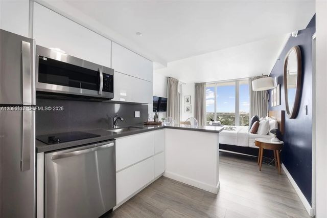3 of 16 - 2889 Mcfarlane Road #1512, Miami, FL