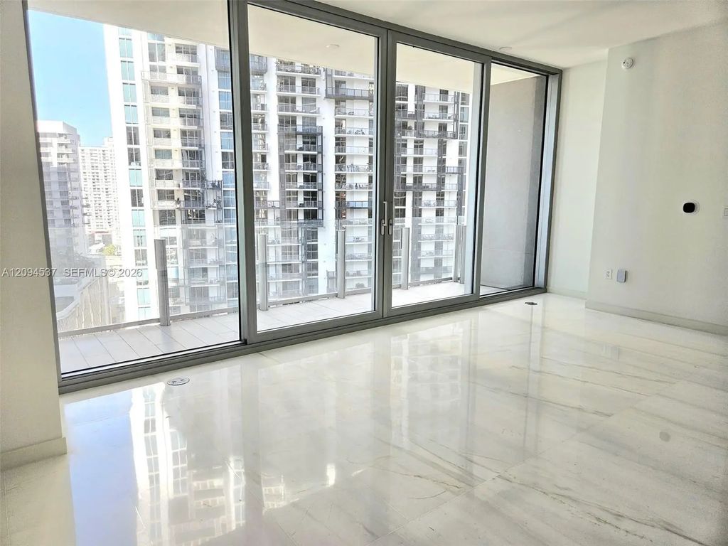 300 Biscayne Boulevard Way #2208w, Miami