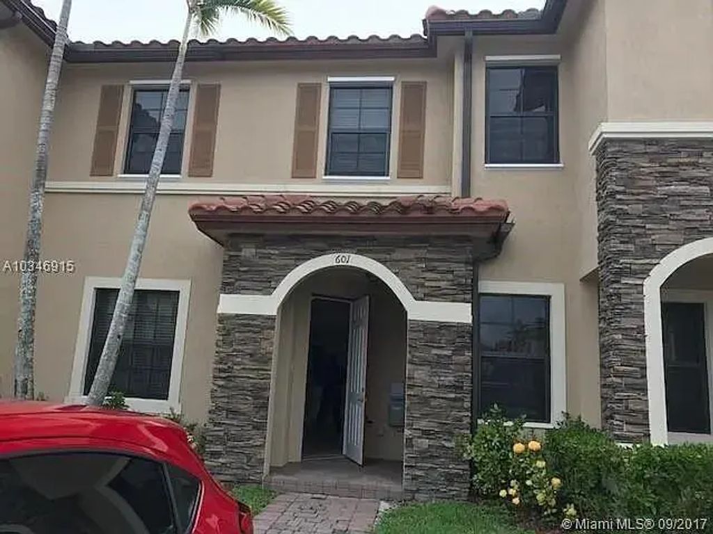 601 Se 32nd Terrace, Homestead