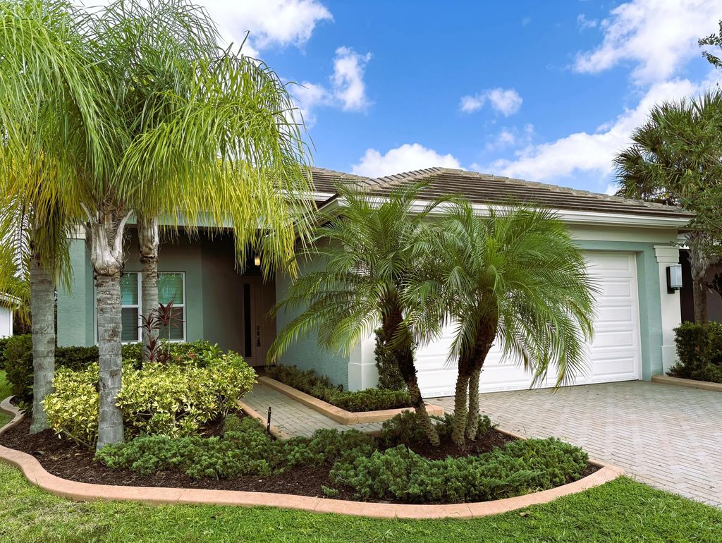 11852 Sw Waterford Isle Way, Port St. Lucie