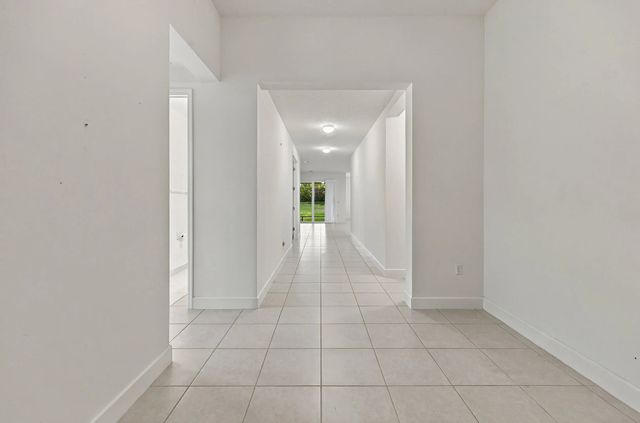 5 of 38 - 11852 Sw Waterford Isle Way, Port St. Lucie, FL
