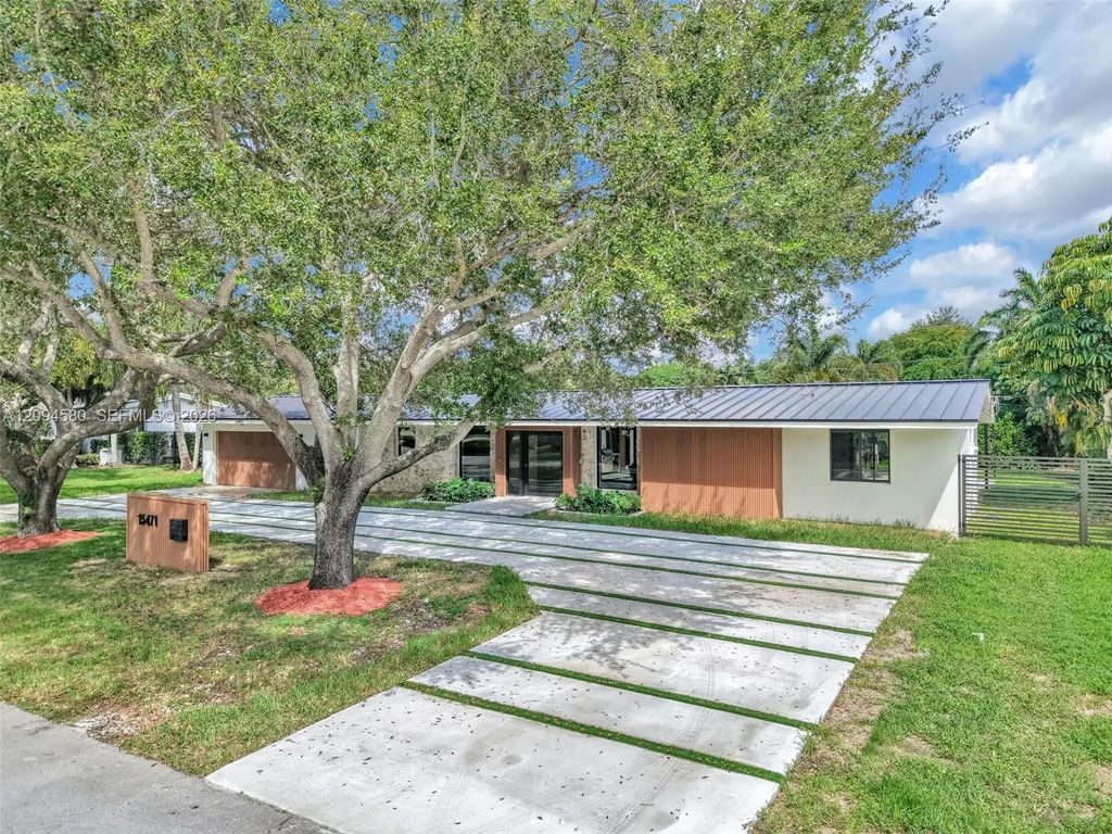 15471 Sw 83rd Avenue, Palmetto Bay