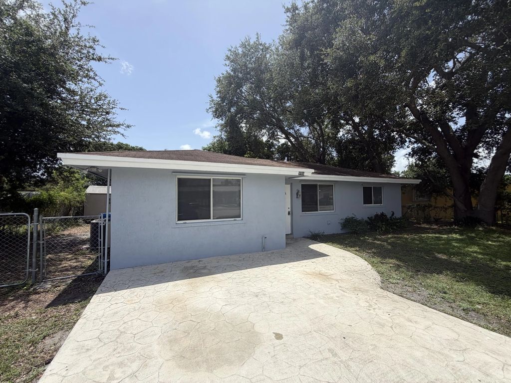 5900 Sw 26th Street, West Park