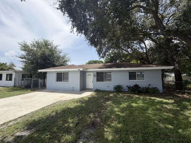 2 of 12 - 5900 Sw 26th Street, West Park, FL