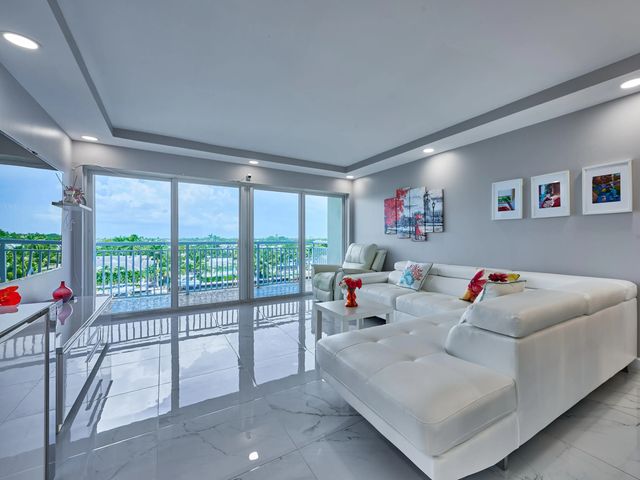 2611 N Riverside Drive #606, Pompano Beach