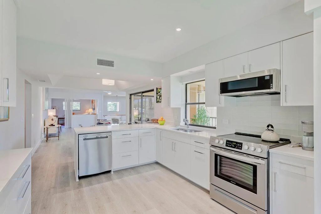 17053 Waterbend Drive, Jupiter