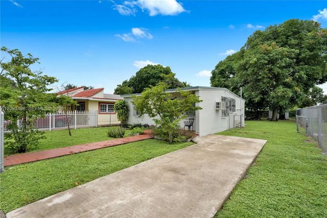 2 of 27 - 3170 Nw 97th Street, Miami, FL
