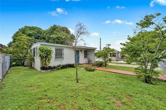 3 of 27 - 3170 Nw 97th Street, Miami, FL