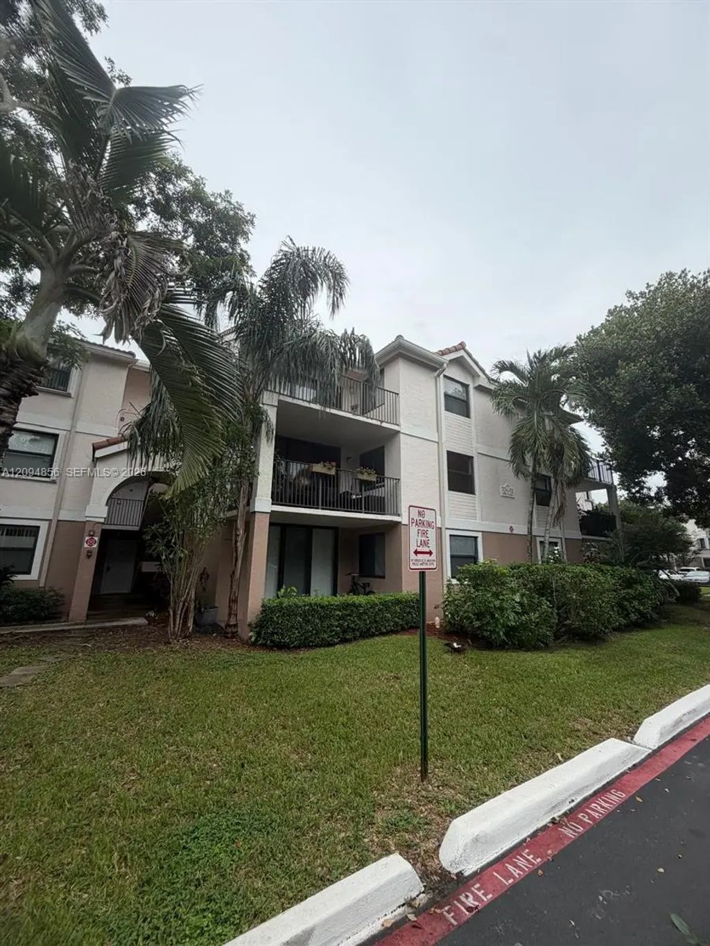 10125 W Sunrise Boulevard #303, Plantation