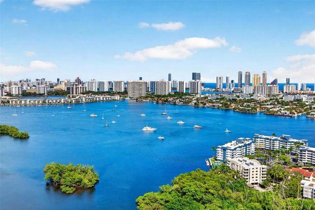 2 of 52 - 16385 Biscayne Boulevard #lph17, North Miami Beach, FL