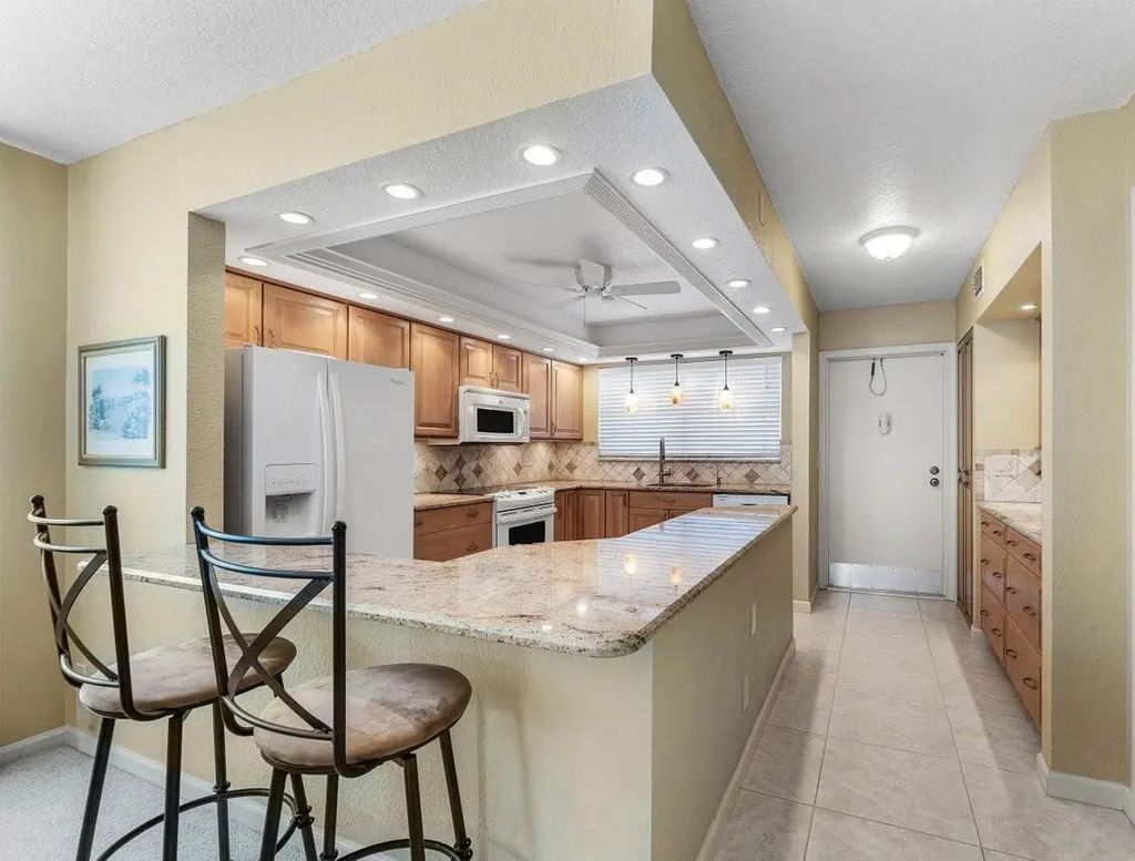 2004 S Federal Highway #309, Boynton Beach