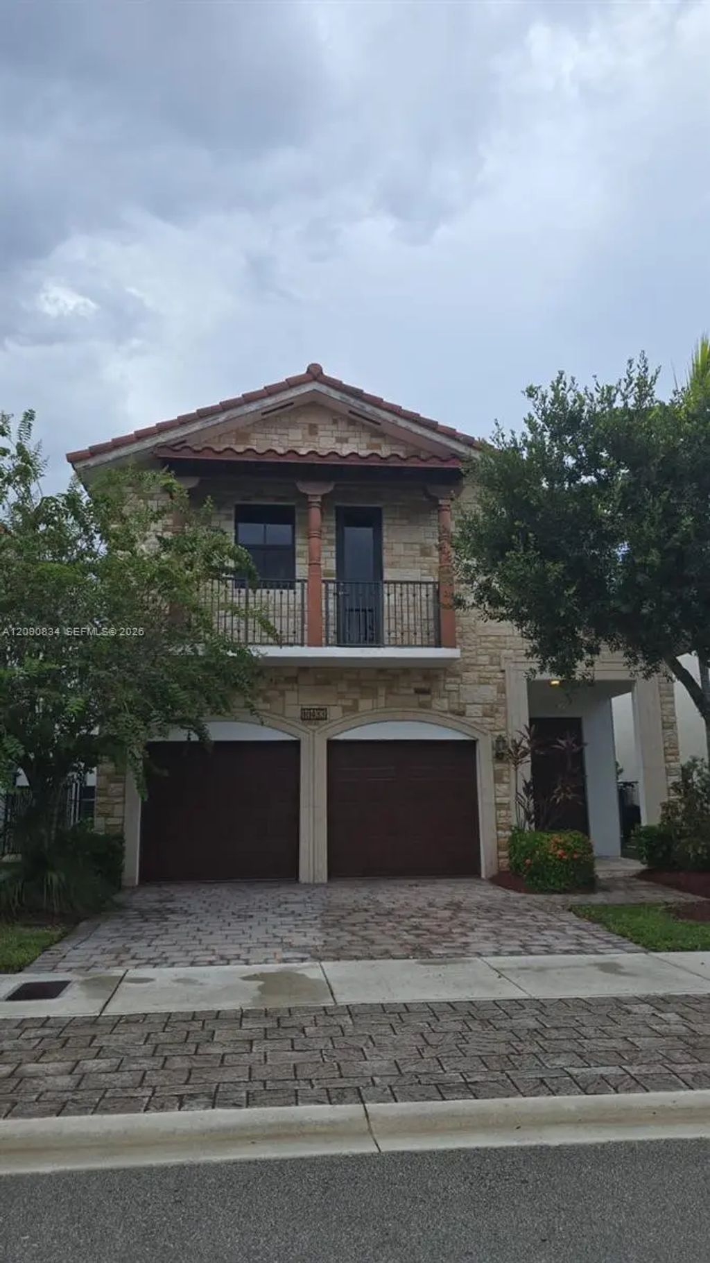 10433 Nw 70th Lane, Doral