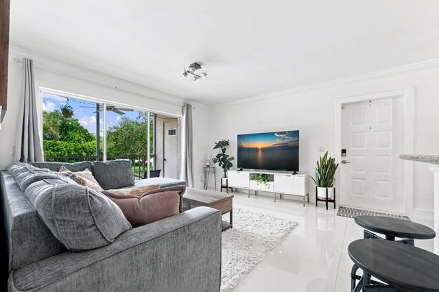 3 of 28 - 13771 Oneida Drive #d2, Delray Beach, FL