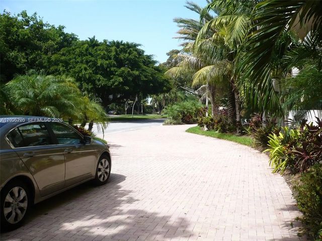 3 of 32 - 1800 Sans Souci Boulevard #316, North Miami, FL