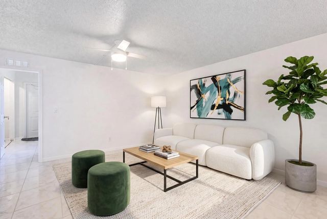 3 of 17 - 2825 Sw 22nd Avenue #apt 107, Delray Beach, FL