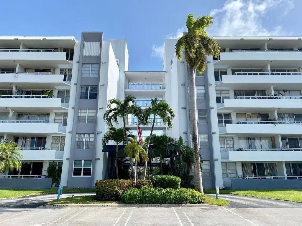1080 94th Street #103, Bay Harbor Islands