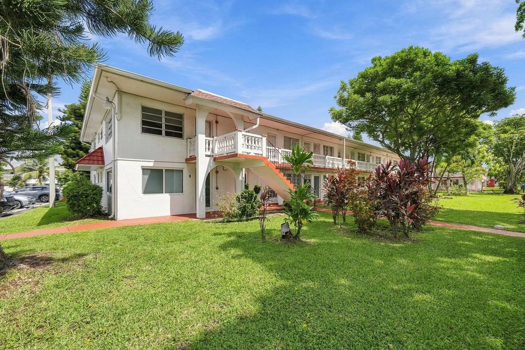 175 Ne 203rd Terrace #24, Miami
