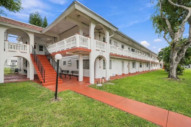 2 of 27 - 175 Ne 203rd Terrace #24, Miami, FL