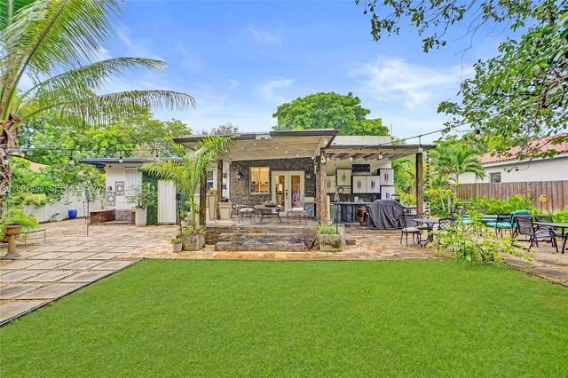 4 of 58 - 860 Ne 127th Street, North Miami, FL