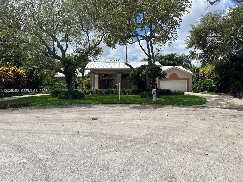 18032 Sw 82nd Court, Palmetto Bay