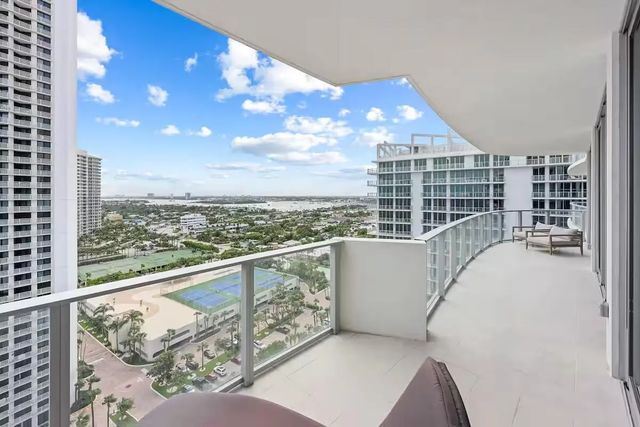 2 of 51 - 3100 N Ocean Drive #h1707, Singer Island, FL