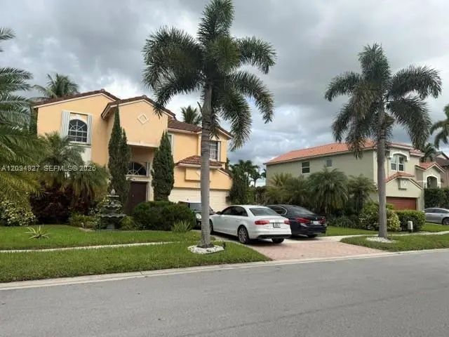 2 of 46 - 1021 Nw 185th Avenue, Pembroke Pines, FL