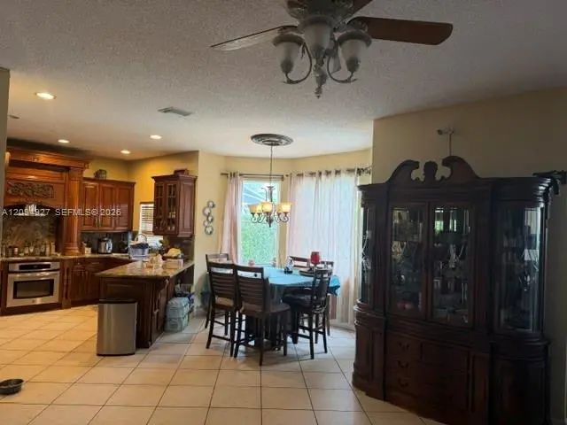 3 of 46 - 1021 Nw 185th Avenue, Pembroke Pines, FL