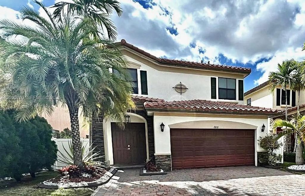 8818 W 33 Rd Avenue, Hialeah