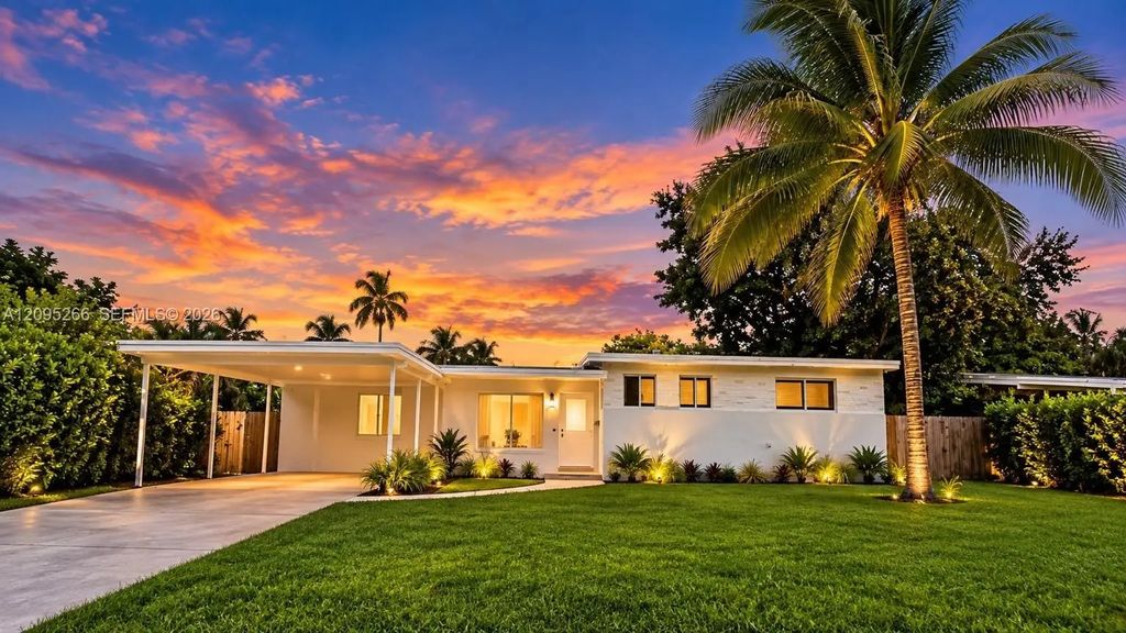 1411 Ne 201st Terrace, Miami