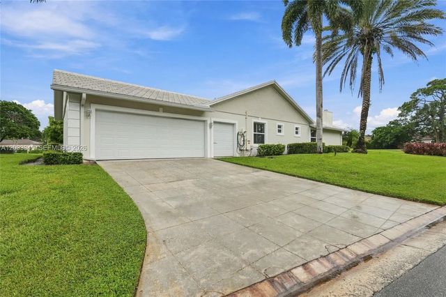 3 of 61 - 444 Glenbrook Drive, Atlantis, FL