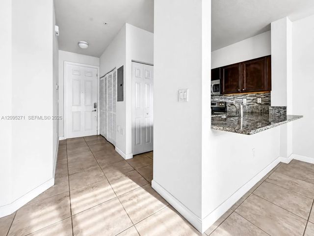 2 of 18 - 134 Se 28th Terrace #20, Homestead, FL