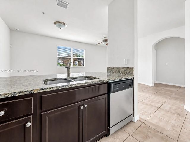 3 of 18 - 134 Se 28th Terrace #20, Homestead, FL