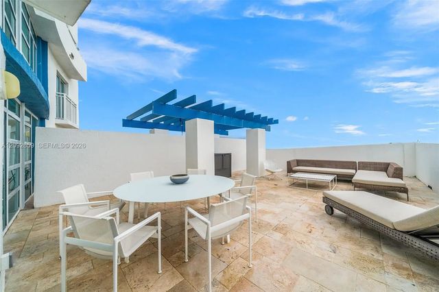 3 of 34 - 7600 Collins Avenue #1012, Miami Beach, FL