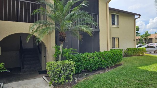 520 Shady Pine Way #d1, Greenacres