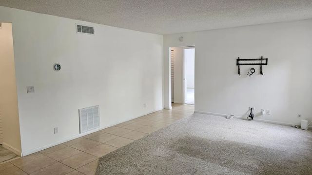 5 of 22 - 520 Shady Pine Way #d1, Greenacres, FL