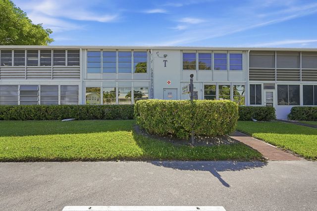 2 of 21 - 551 Durham  Circle #t, Deerfield Beach, FL