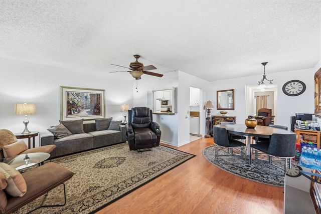 4 of 21 - 551 Durham  Circle #t, Deerfield Beach, FL