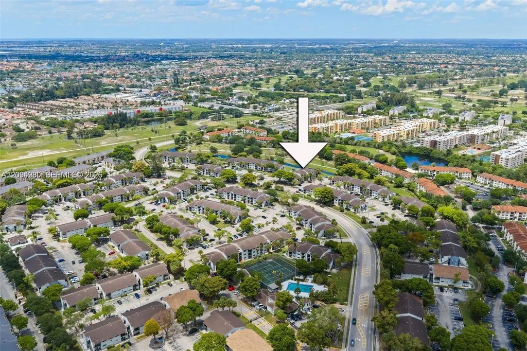 7195 Nw 179th Street #106, Hialeah
