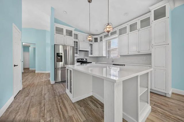 4 of 23 - 1559 Se Tidewater Place, Stuart, FL