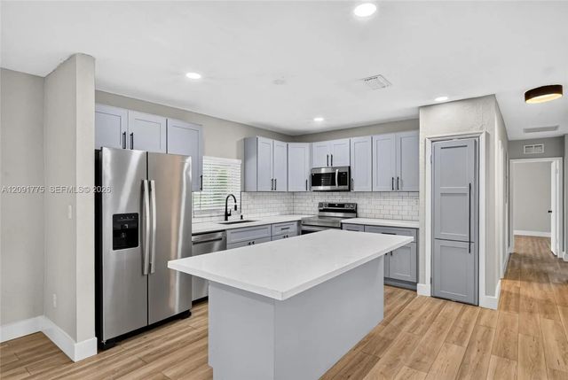 5 of 46 - 17400 Sw 89th Court, Palmetto Bay, FL