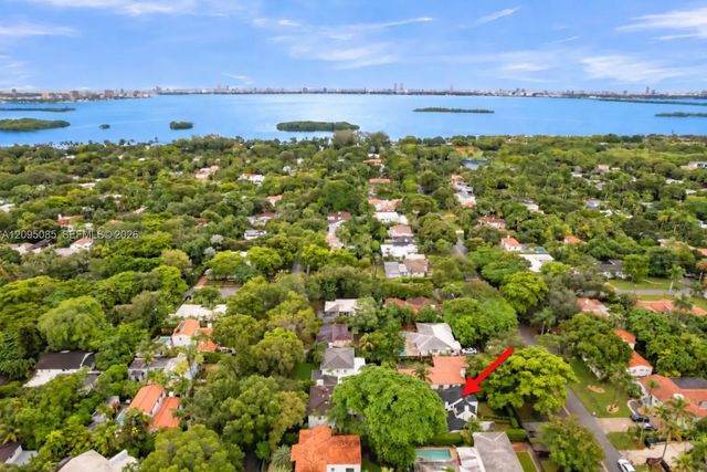 4 of 52 - 467 Ne 55th Terrace, Miami, FL