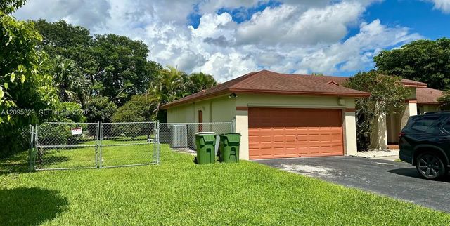 2 of 52 - 1771 Nw 17th Street, Homestead, FL
