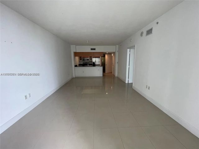 5 of 10 - 1750 N Bayshore Drive #2309, Miami, FL